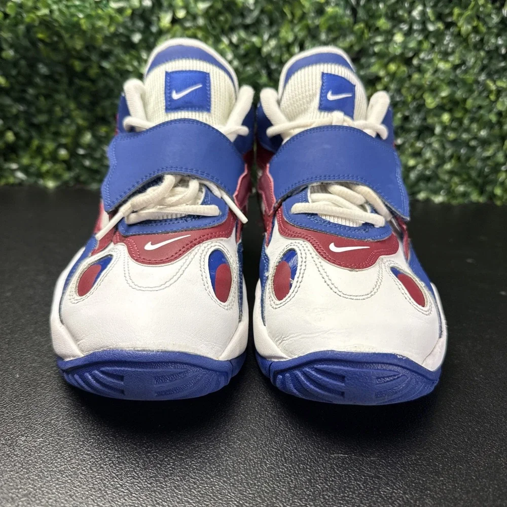 Nike Air Speed Turf Max 96 Shoes Boys Size 7Y White Blue Red Sneakers DZ4449-100